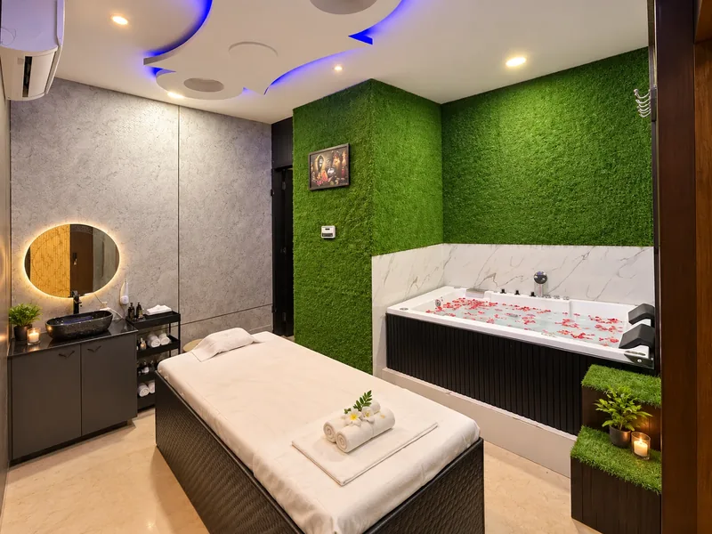 Out of So Many Spas Near You in Himayatnagar, Why Choose Velvet The Spa?